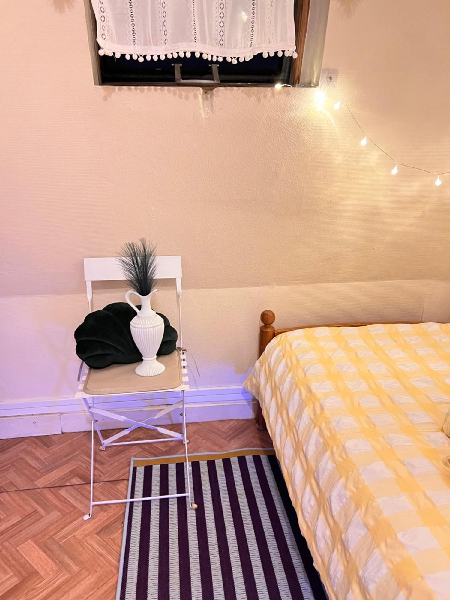 Apartment Scandal - Atelier