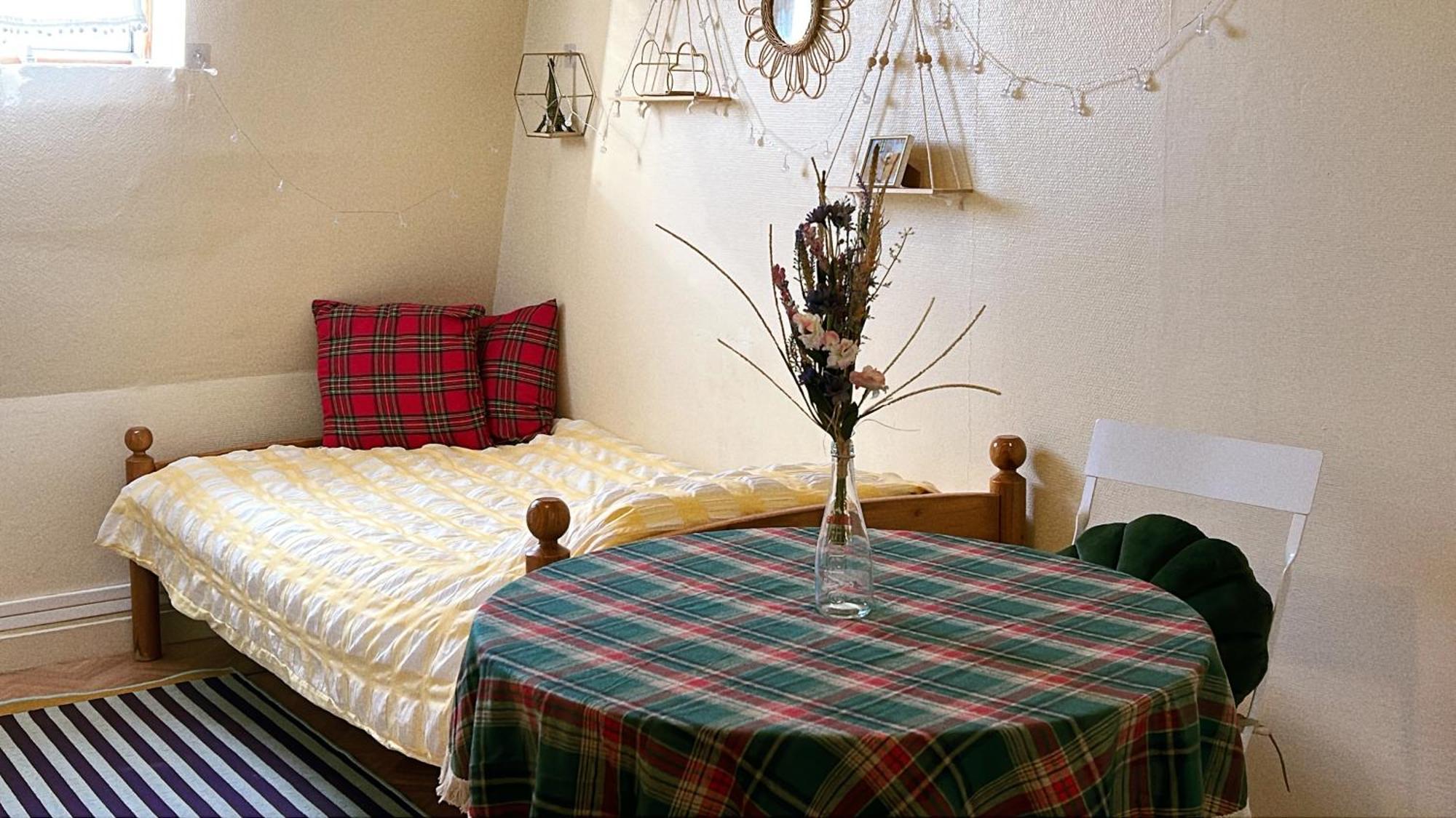 Apartment Scandal - Atelier Paris